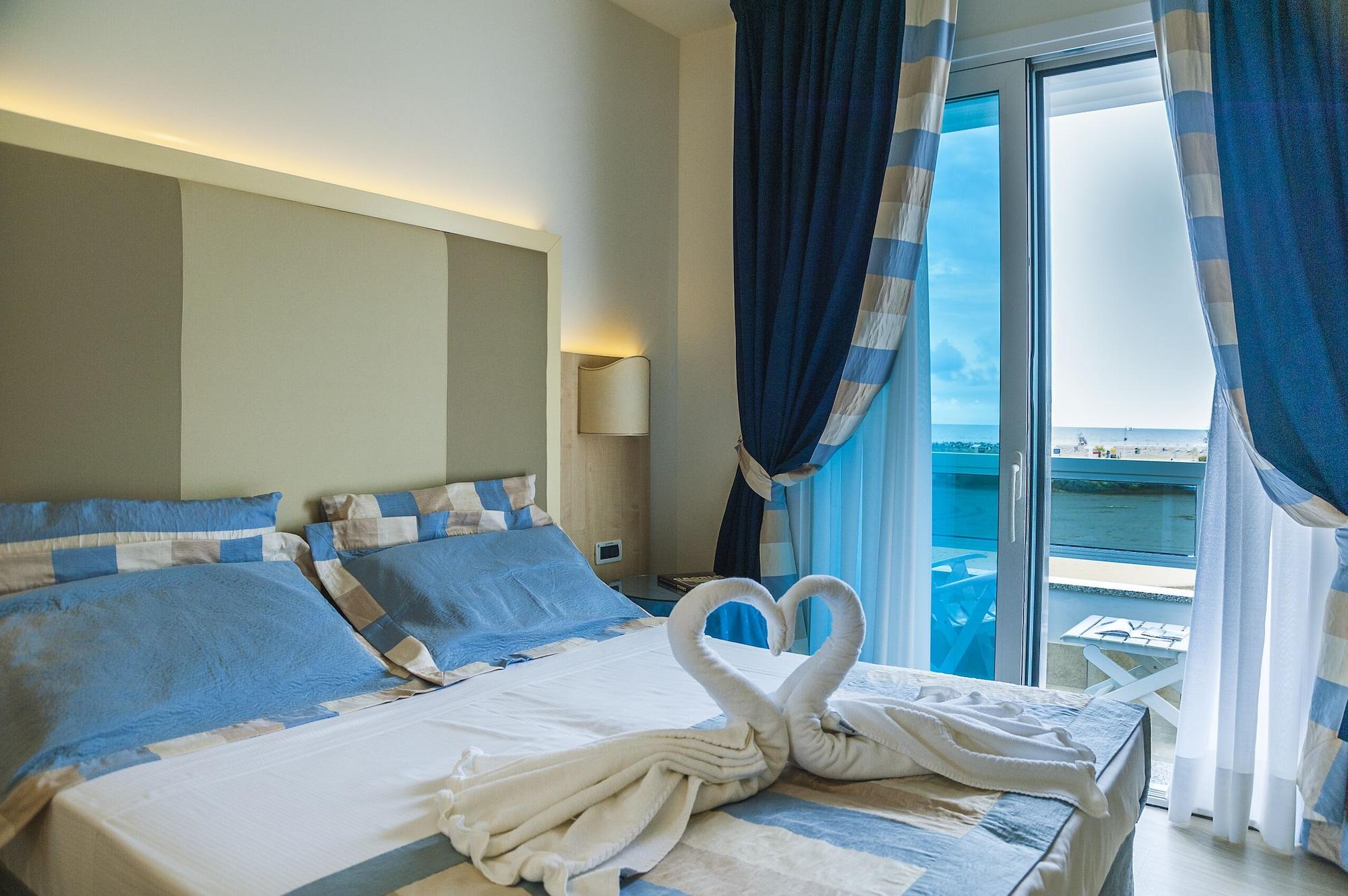 Hotel Panoramic Каорле Екстериор снимка
