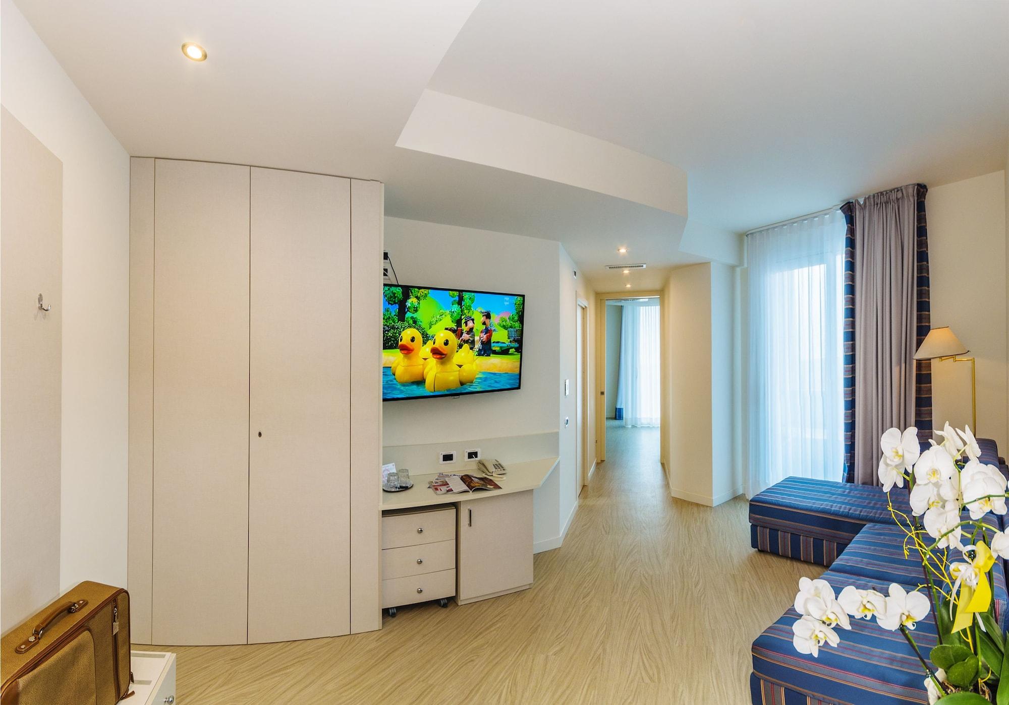 Hotel Panoramic Каорле Екстериор снимка