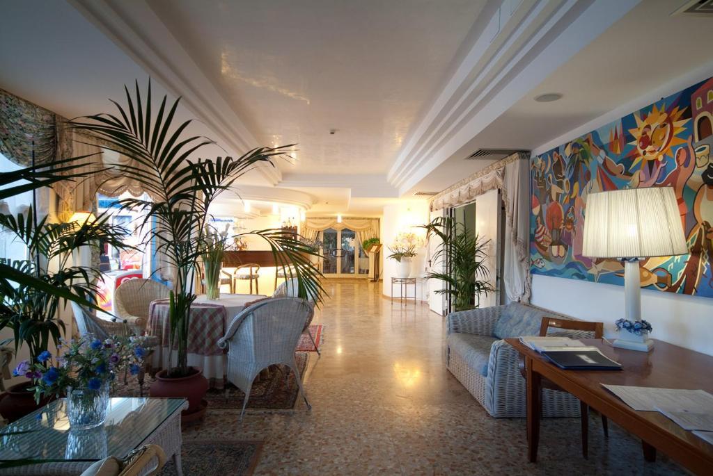 Hotel Panoramic Каорле Екстериор снимка